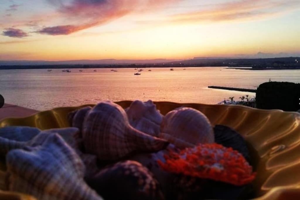Terrazza Sul Mare Attico "Alfeo E Aretusa" Szirakúza Kültér fotó